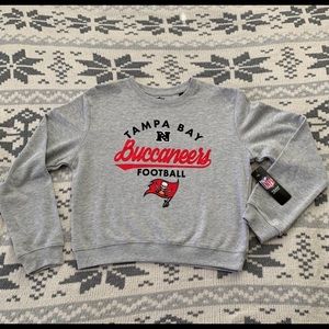 Tampa Bay Buccaneers L/S sweatshirt NWT